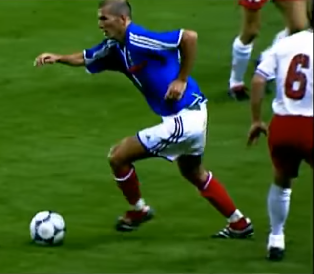Zidane contrôle orienté